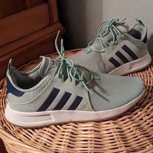 Adidas Tennis Shoes Tree Stripe Life